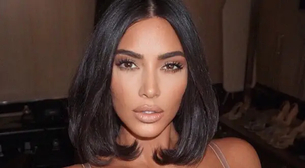 Makijaż Kim Kardashian: Nieskazitelny look krok po kroku!